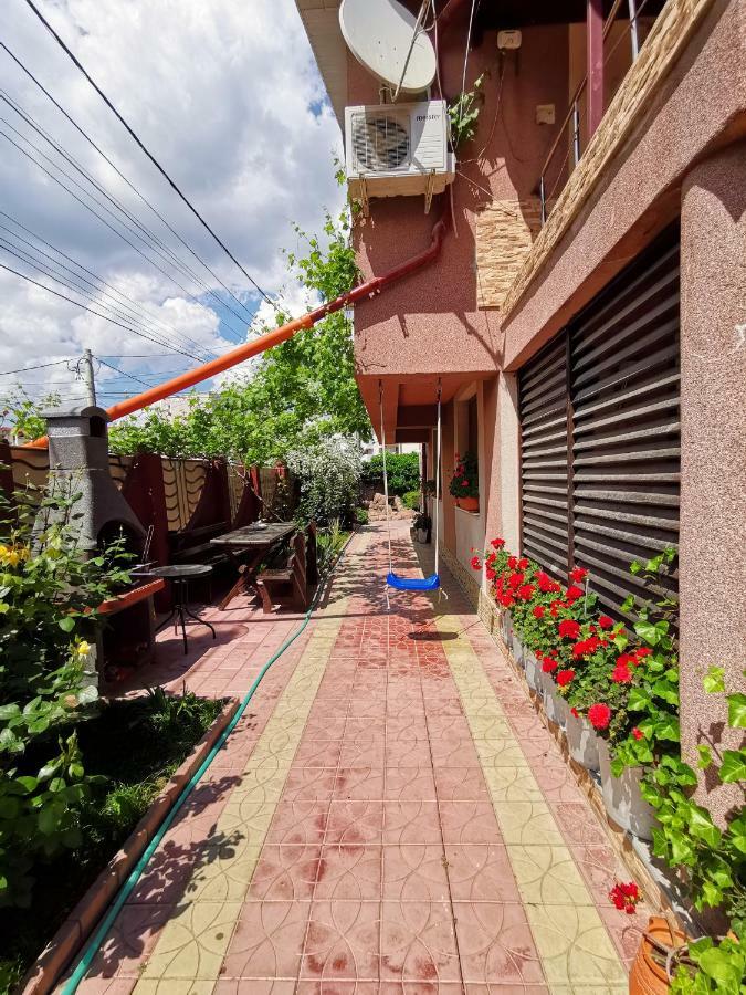 Casa Ultraviolet Otel Navodari Dış mekan fotoğraf
